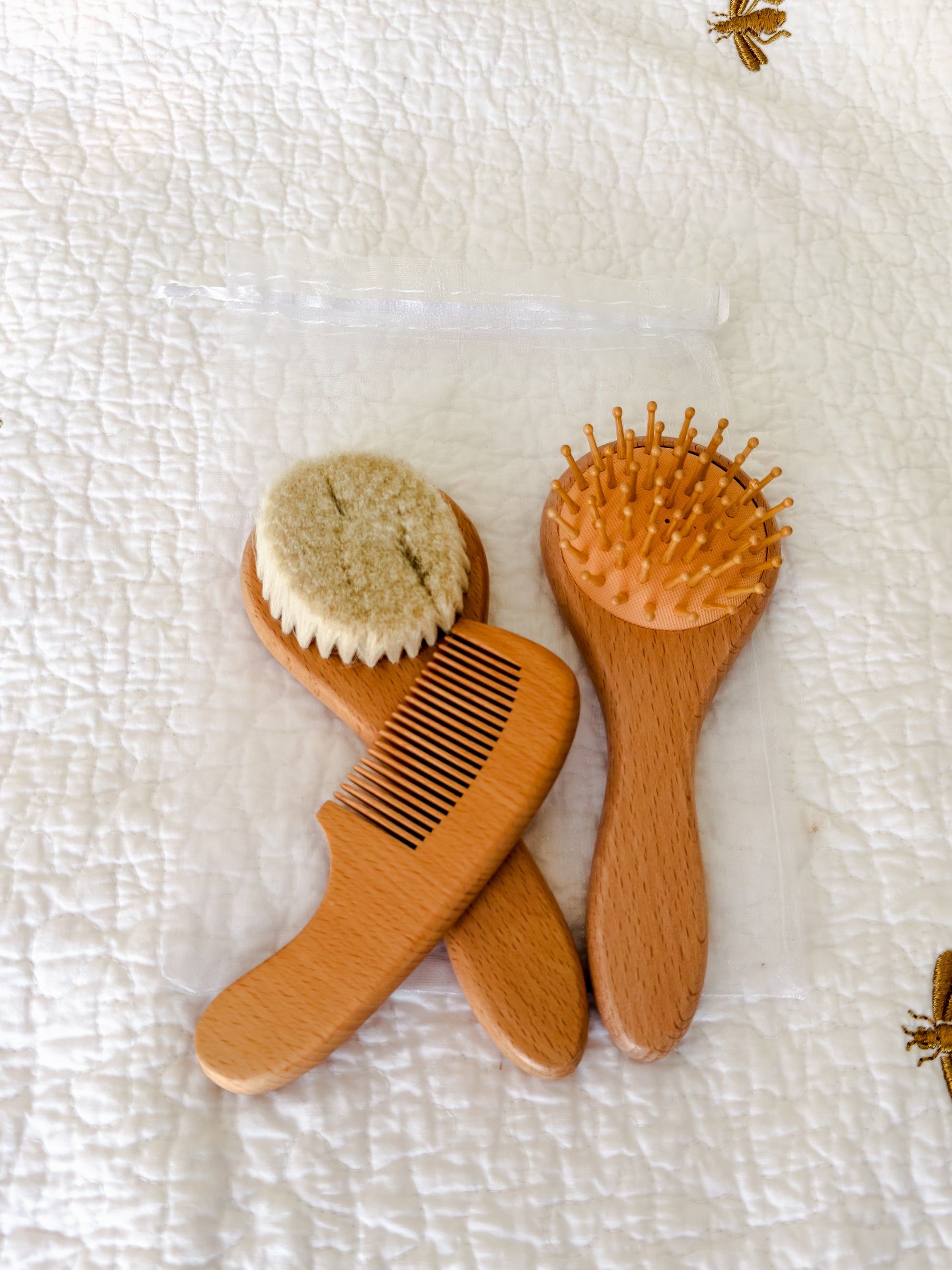 soft-goat-hair-baby-brush-wooden-comb-detail.jpg
